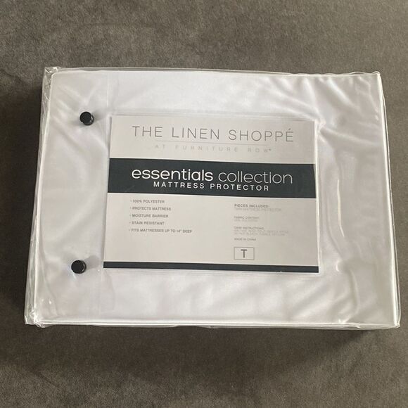 The Linen Shoppe Essentials Collection Mattress Protector Twin Size NEW - Picture 2 of 4